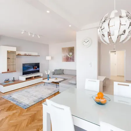 Apartament Mimi *